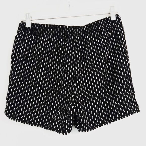 A.n.a Black & White Pattern Hi Rise Pom Pom Shorts - Picture 6 of 8